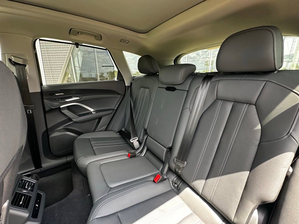 New 2026 Audi Q5 Premium Plus AWD/4WD image 25
