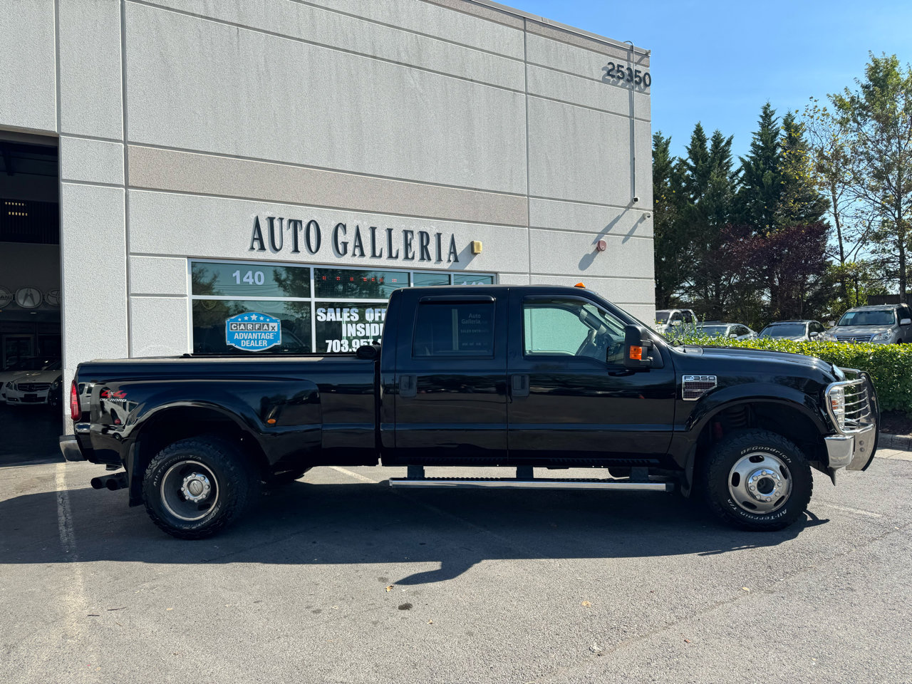 Used 2009 Ford F350 Lariat image 3