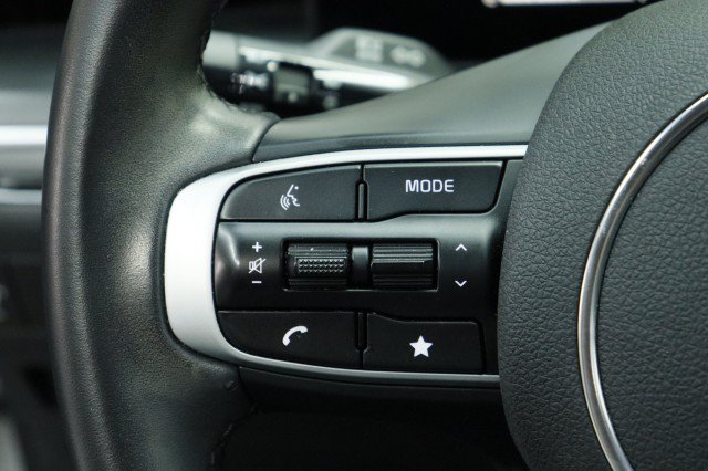 Used 2025 Kia K5 GT-Line w/ GT-Line Premium Package FWD image 11