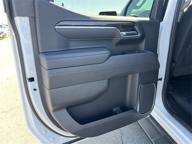 New 2026 GMC Sierra 1500 Elevation w/ LPO, Elevation Black Package image 25