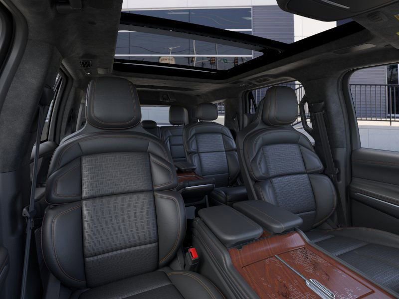 New 2025 Lincoln Navigator Black Label image 10