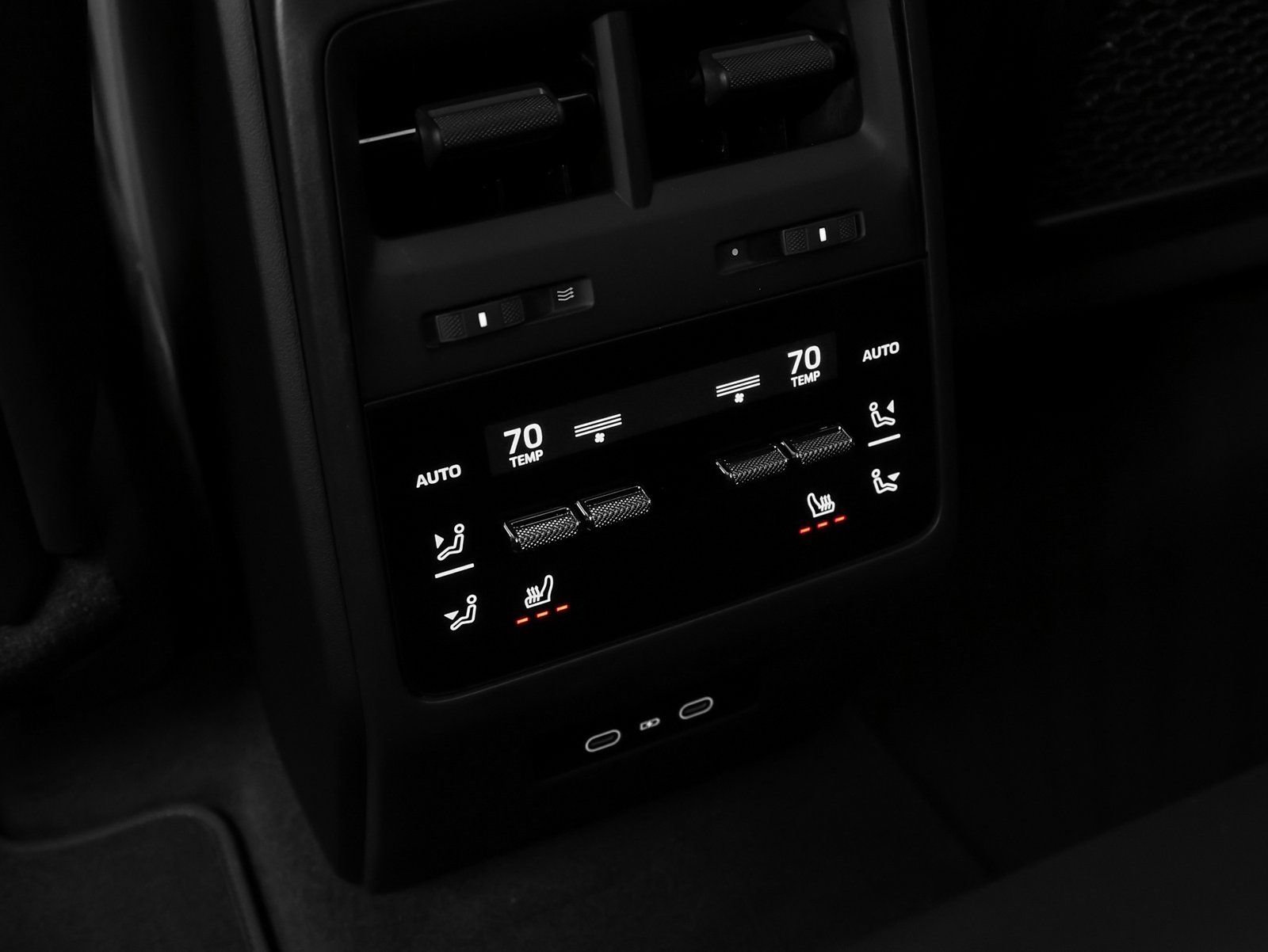 New 2025 Porsche Macan 4 Electric image 48