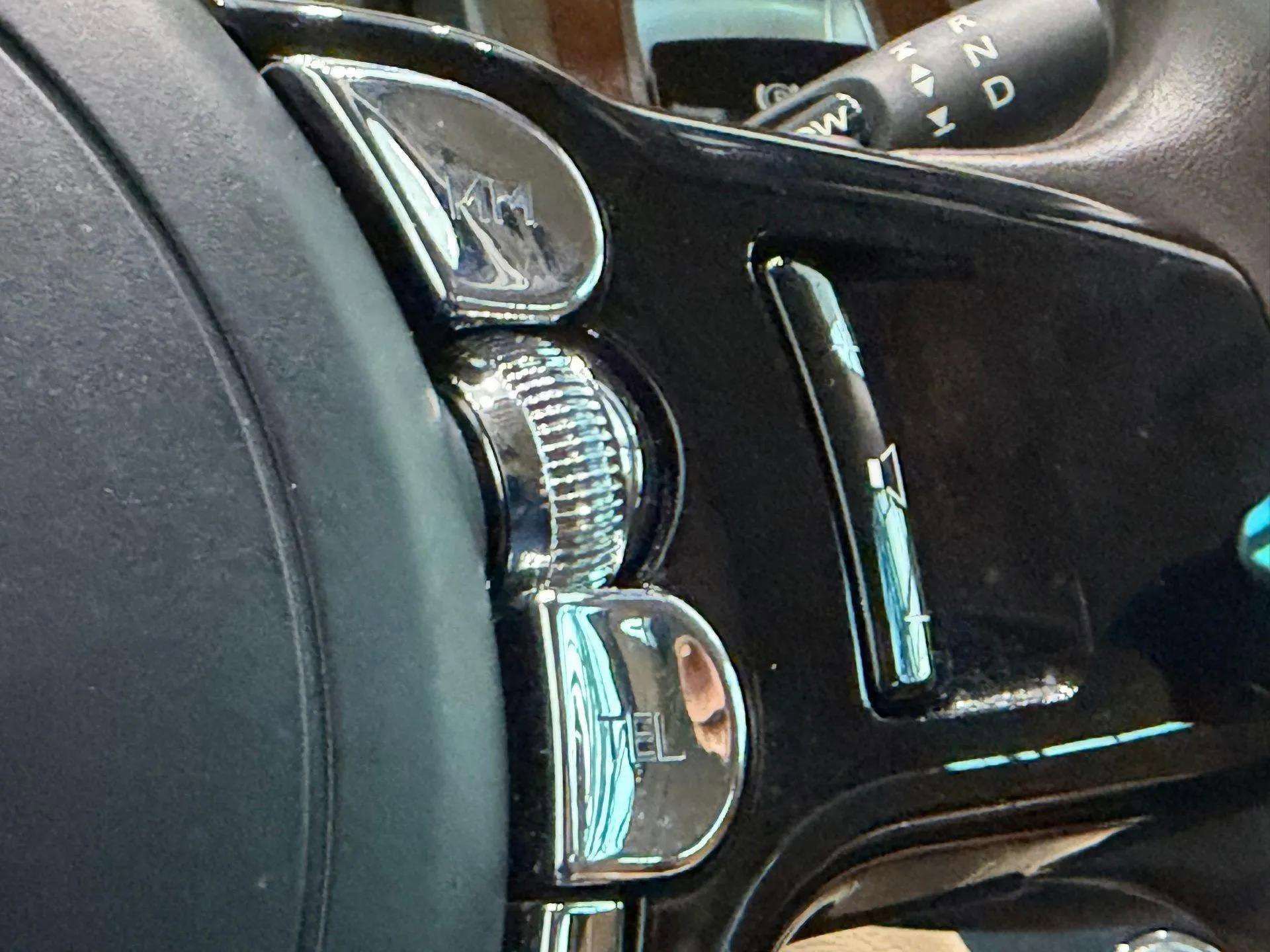 Used 2012 Rolls-Royce Ghost image 24