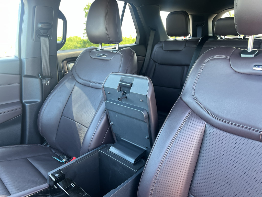 Used 2026 Ford Explorer Platinum AWD/4WD image 18