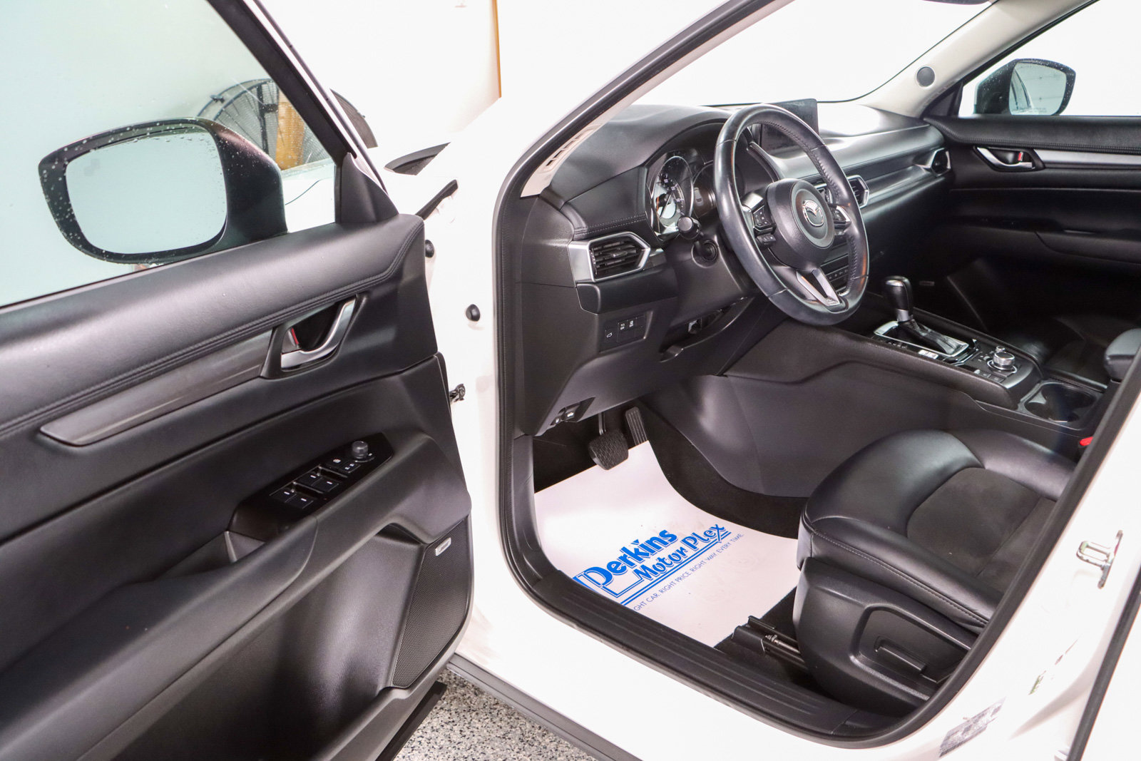 Used 2019 MAZDA CX-5 Touring FWD image 3