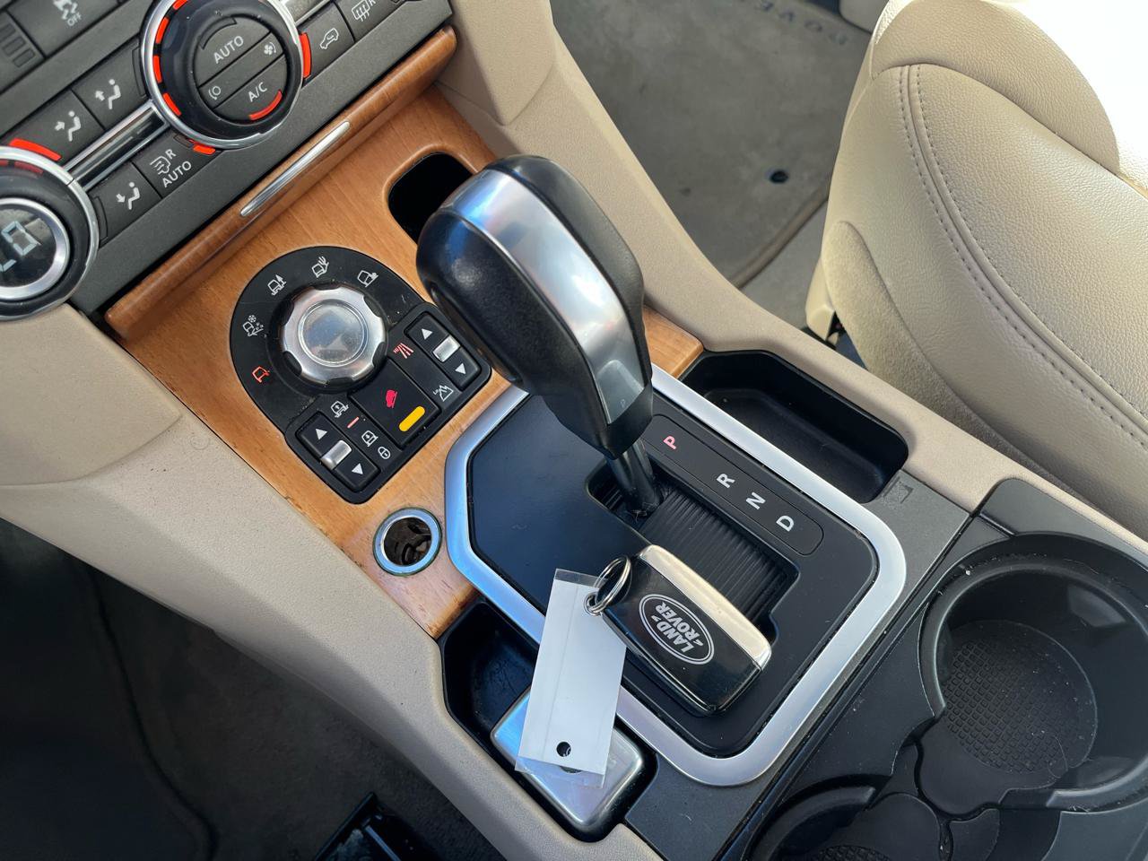 Used 2012 Land Rover LR4 HSE AWD/4WD image 20