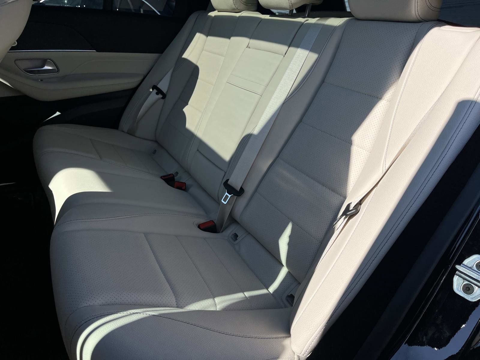 Certified 2025 Mercedes-Benz GLE 350 4MATIC image 17