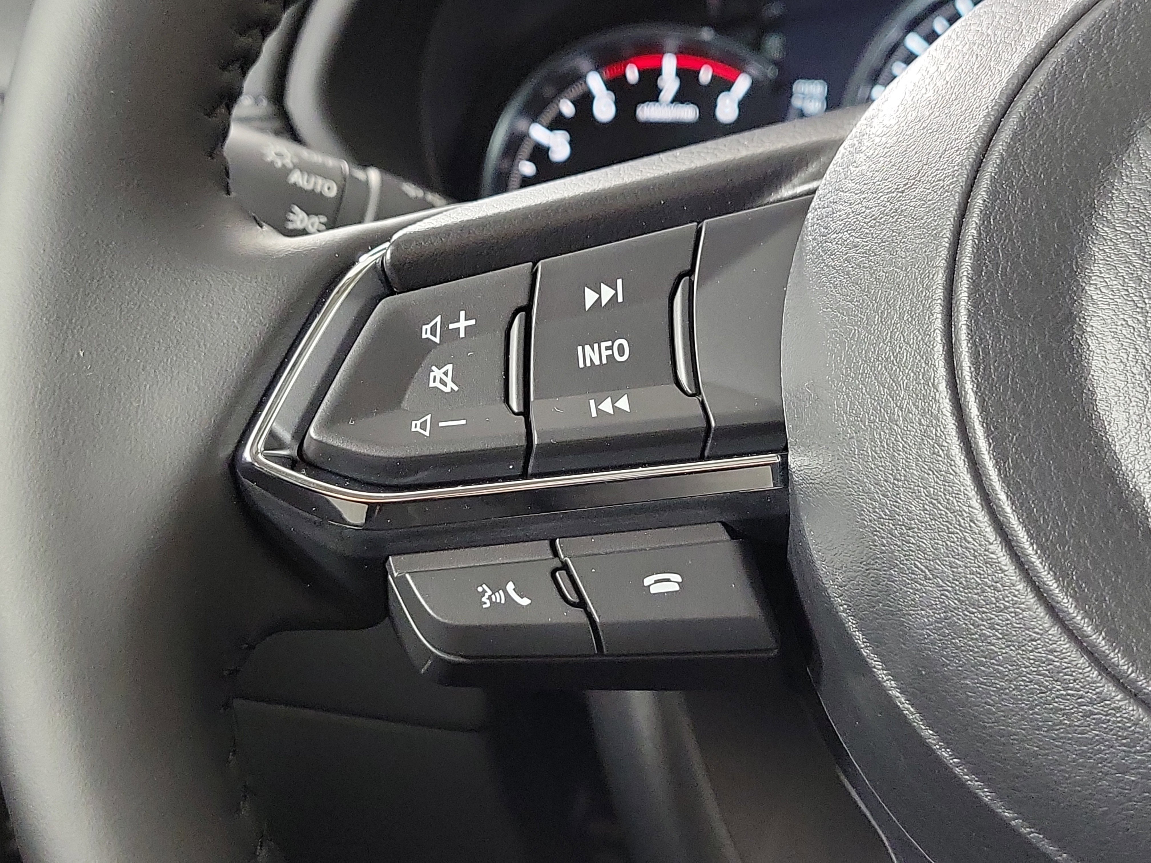 New 2025 MAZDA CX-5 AWD 2.5 S w/ Premium Plus Pkg image 15