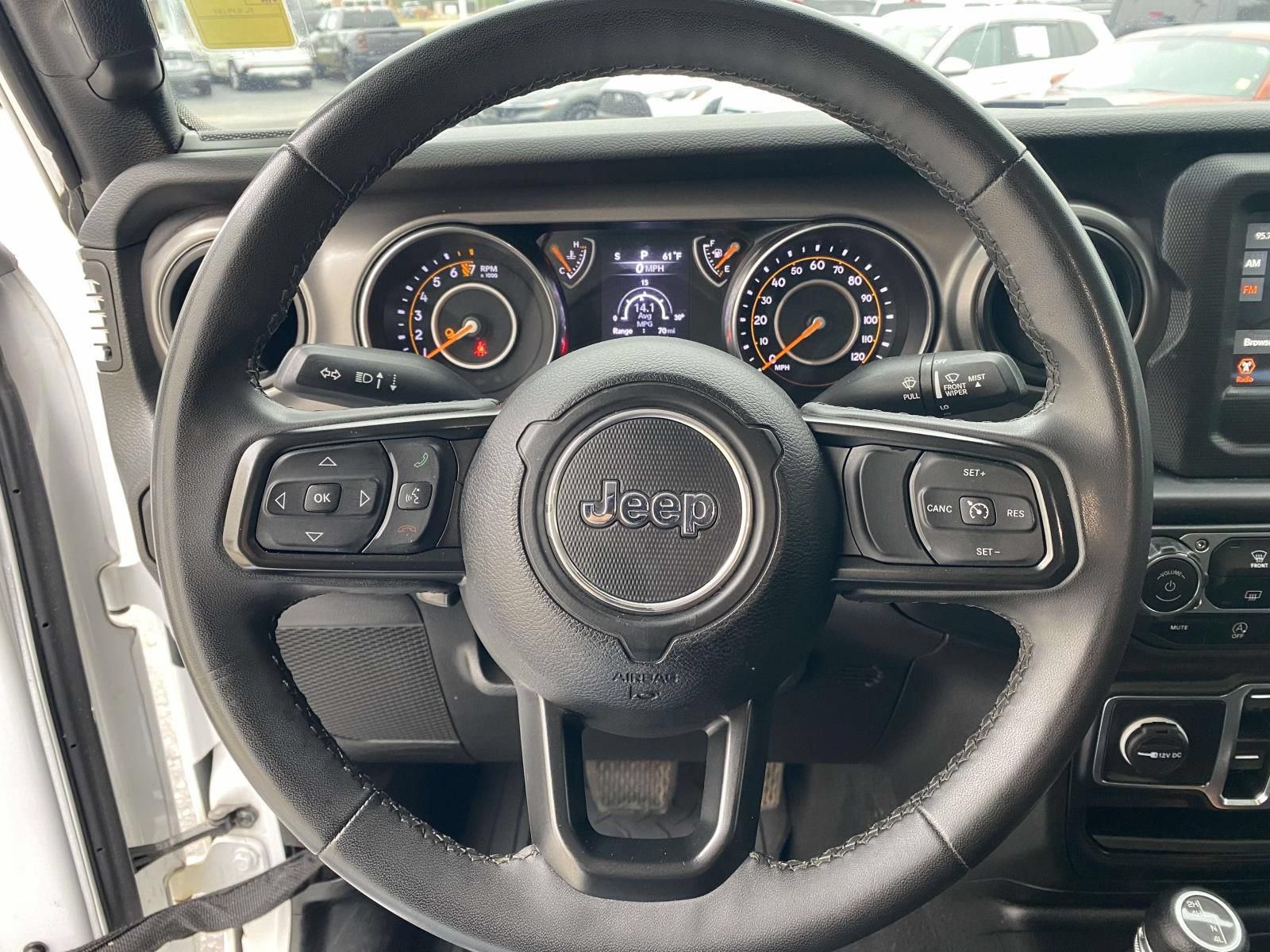 Used 2023 Jeep Gladiator Sport AWD/4WD image 19