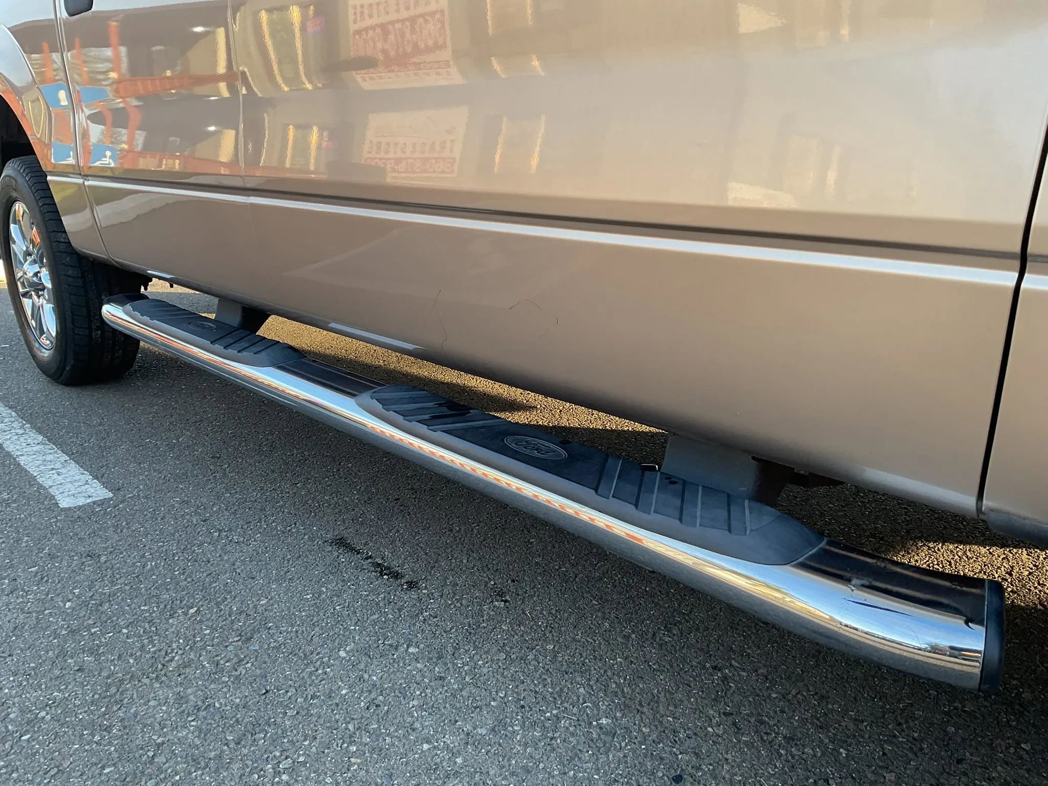 Used 2013 Ford F150 XLT w/ XLT Chrome Pkg image 21