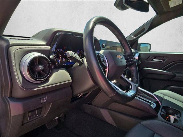 Used 2024 Chevrolet Colorado LT w/ LT Convenience Package III RWD image 7