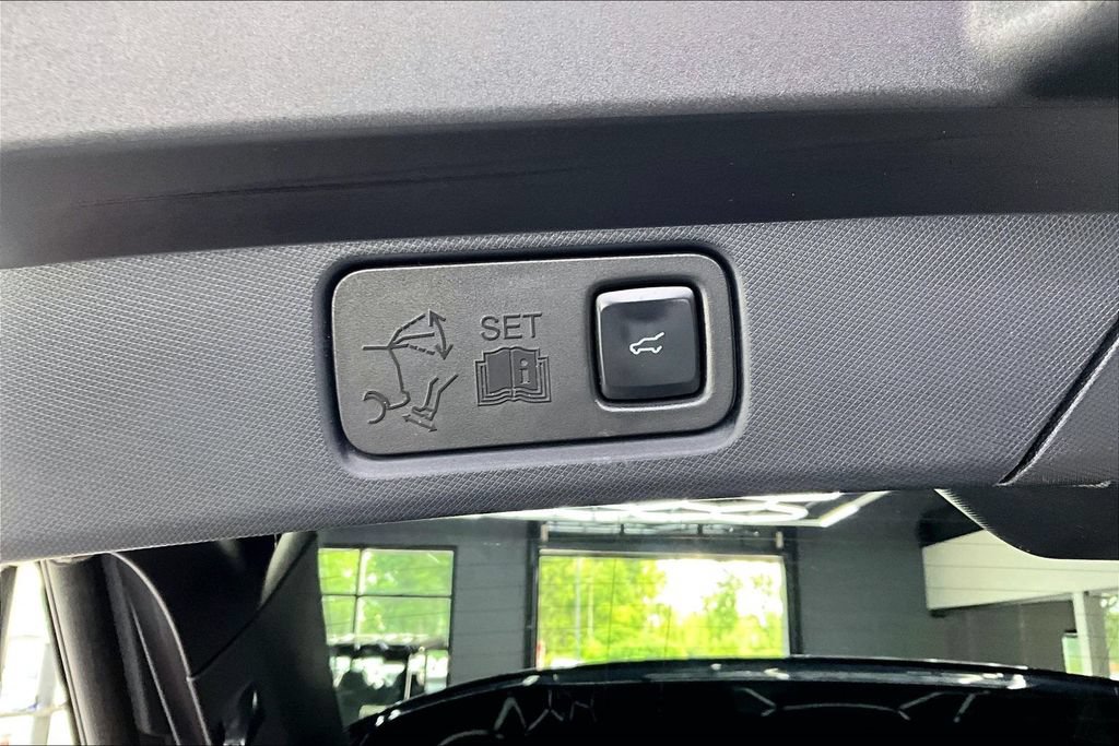 Used 2021 Ford Mustang Mach-E Select w/ Comfort/Technology Package AWD/4WD image 24