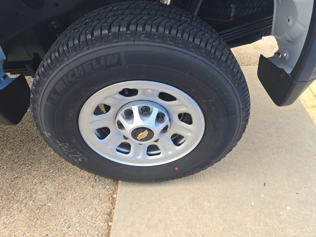 Used 2026 Chevrolet Silverado 2500 W/T w/ WT Convenience Package image 8