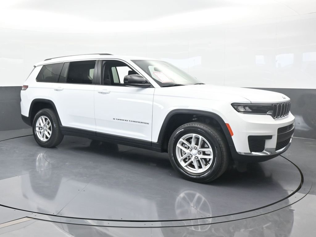 Used 2023 Jeep Grand Cherokee L Laredo w/ Luxury Tech Group I image 8