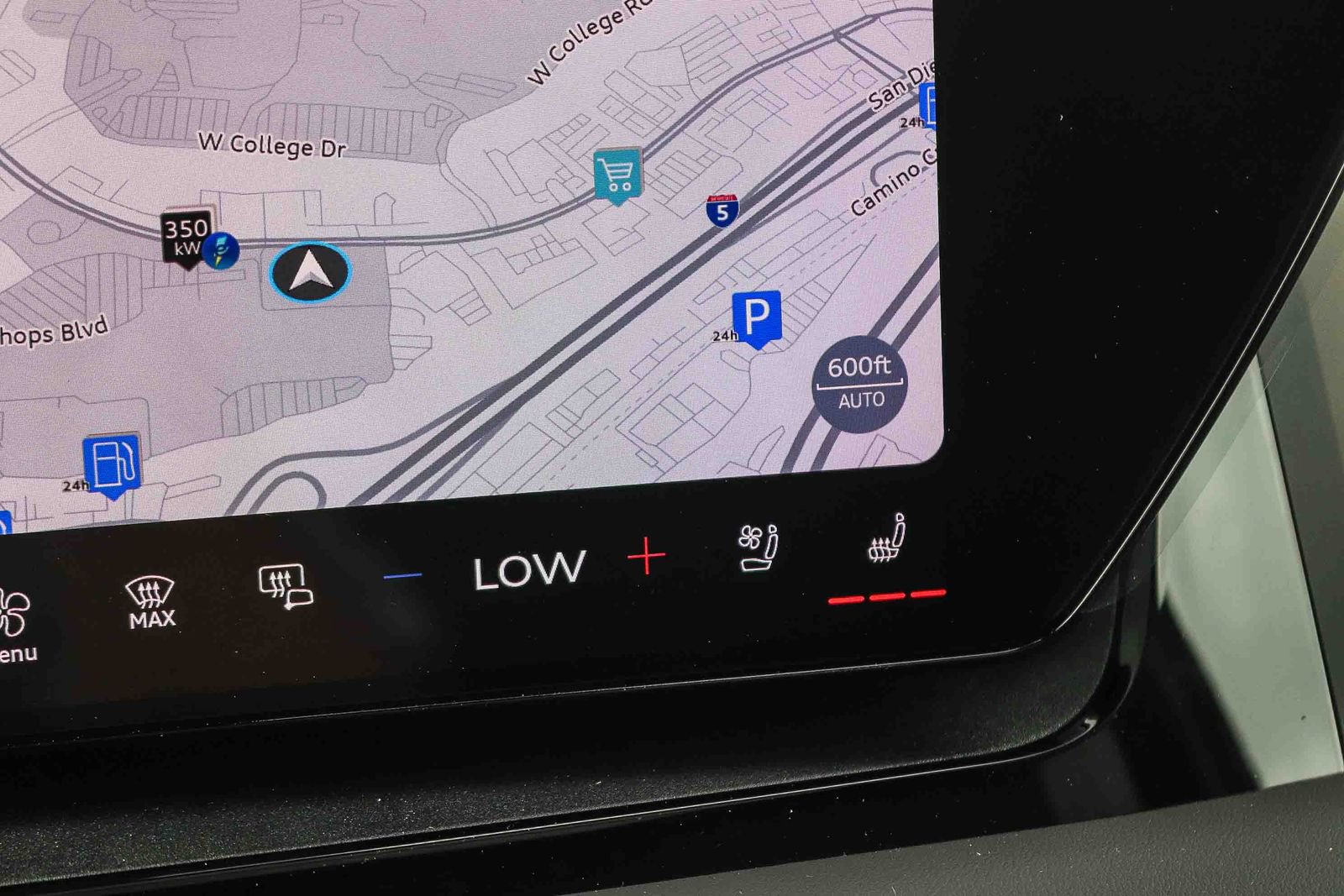 New 2027 Audi SQ6 e-tron Prestige AWD/4WD image 25