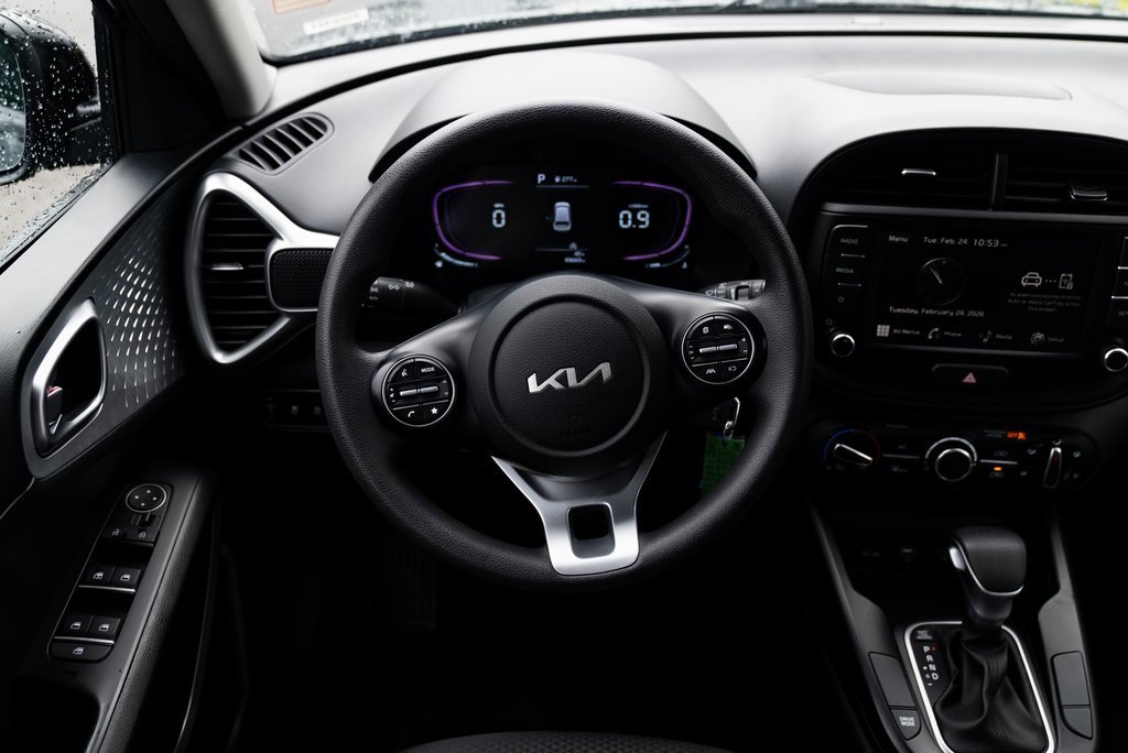Used 2024 Kia Soul LX w/ Option Group 015 image 11