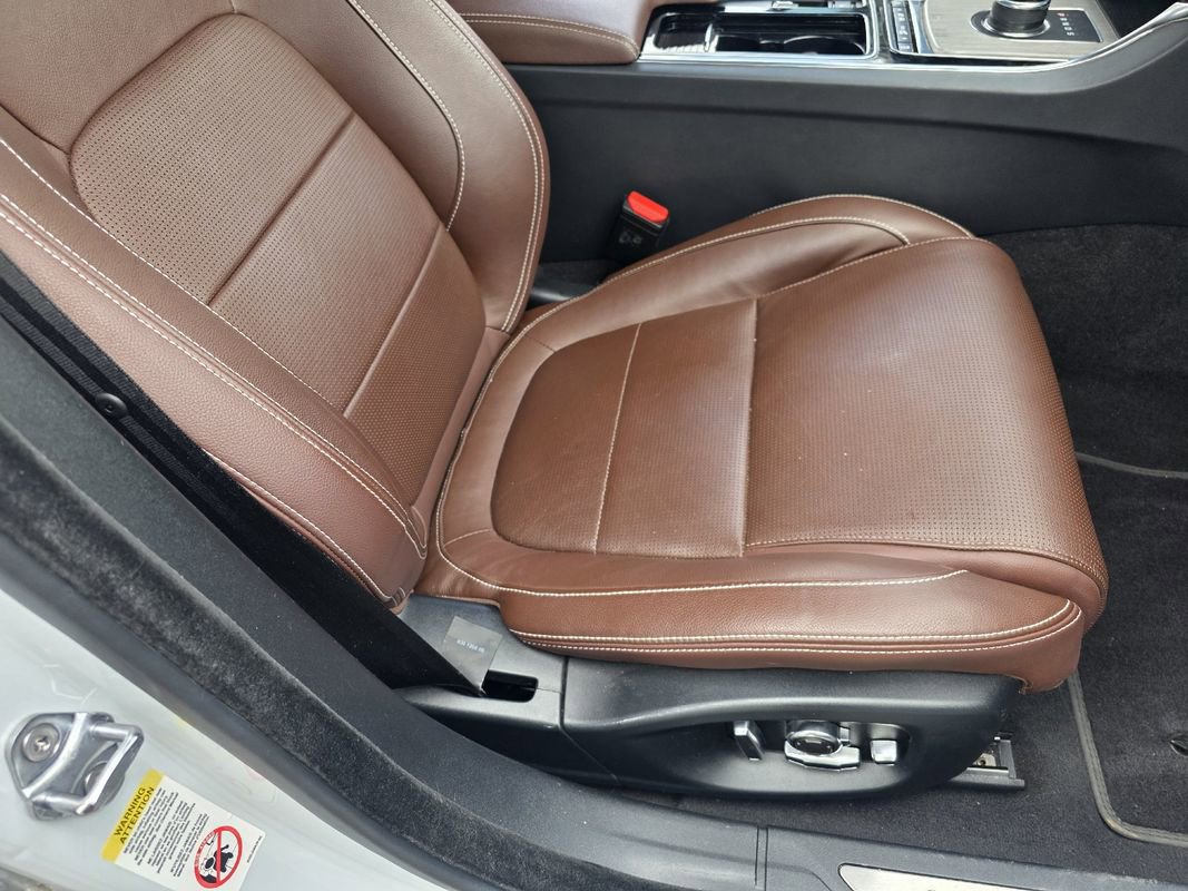 Used 2019 Jaguar XF S image 14