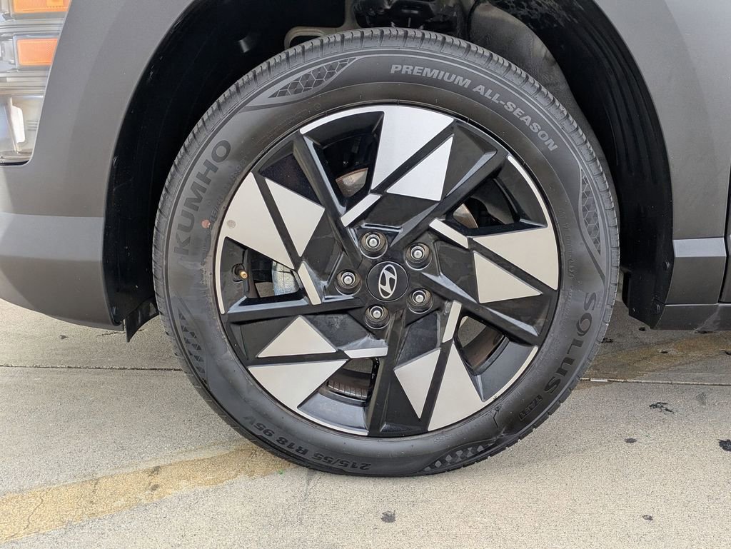 Used 2025 Hyundai Kona SEL FWD image 31