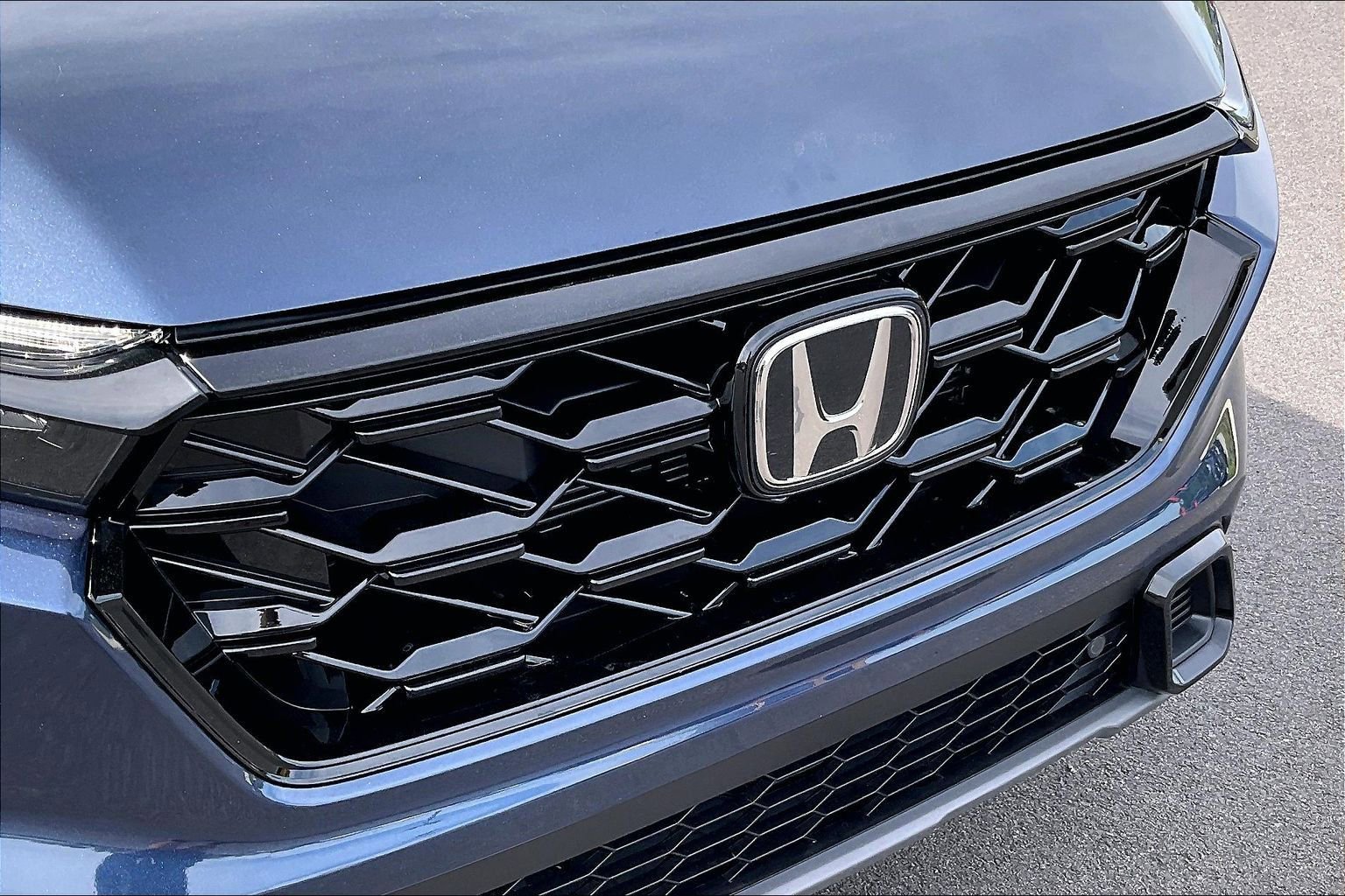 Used 2025 Honda CR-V Sport-L image 33