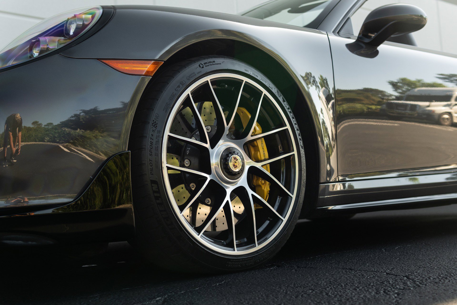 Used 2019 Porsche 911 Turbo S image 23