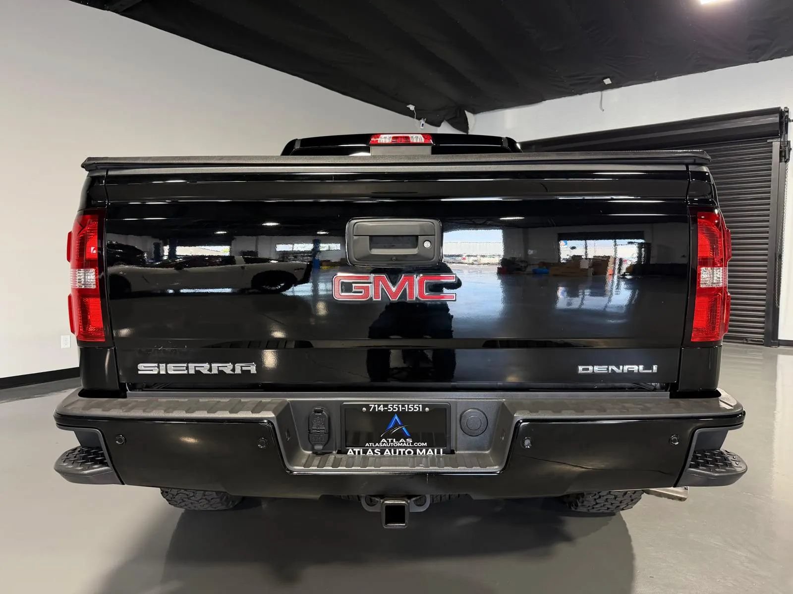 Used 2014 GMC Sierra 1500 Denali w/ Suspension Package, Off-Road AWD/4WD image 5