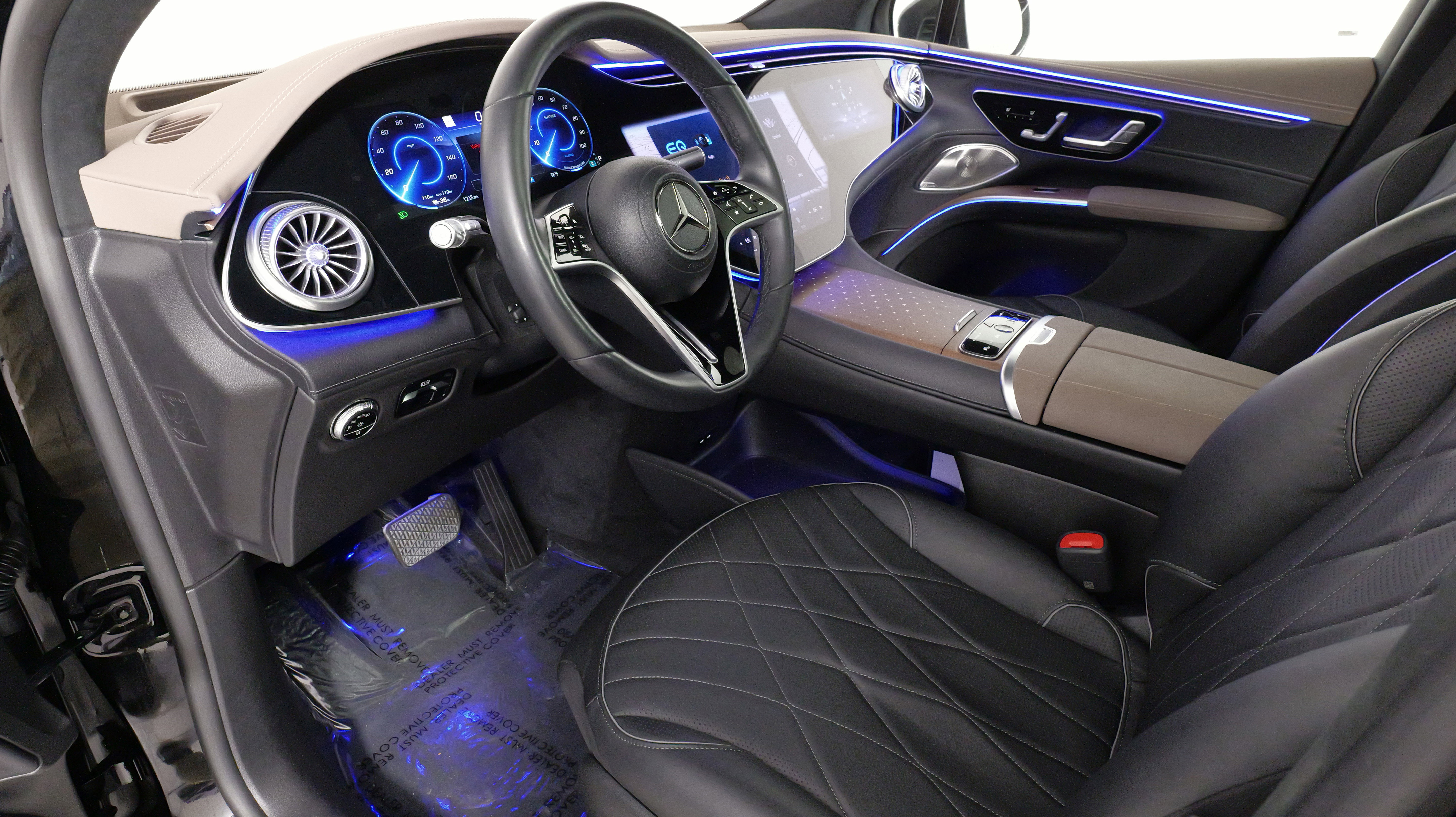 Used 2023 Mercedes-Benz EQS 580 4MATIC SUV image 28