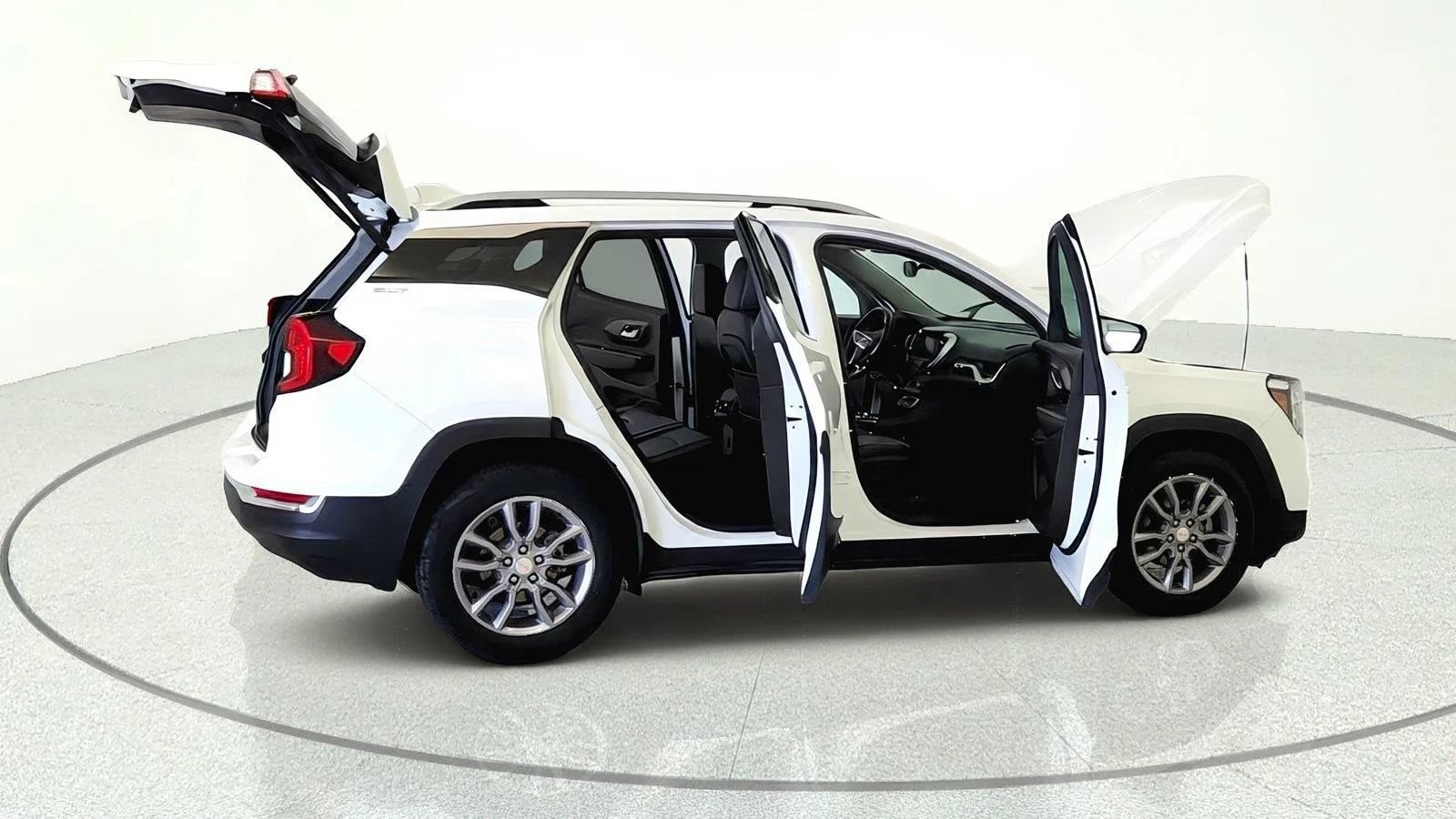 Used 2024 GMC Terrain SLT FWD image 12