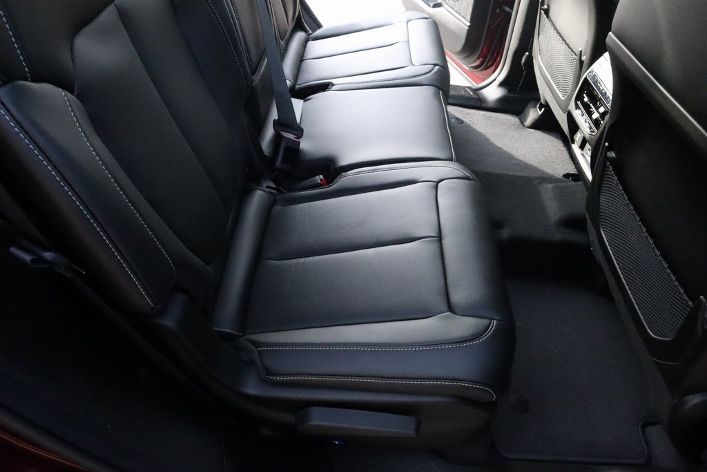 New 2025 Jeep Grand Cherokee L Limited image 16