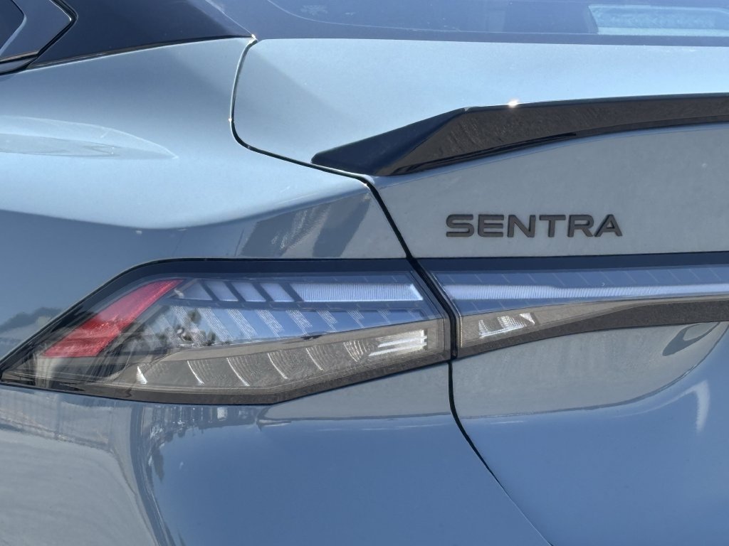 New 2027 Nissan Sentra SR FWD image 6