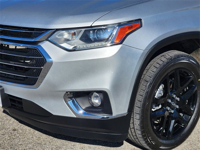 Used 2021 Chevrolet Traverse LT image 8
