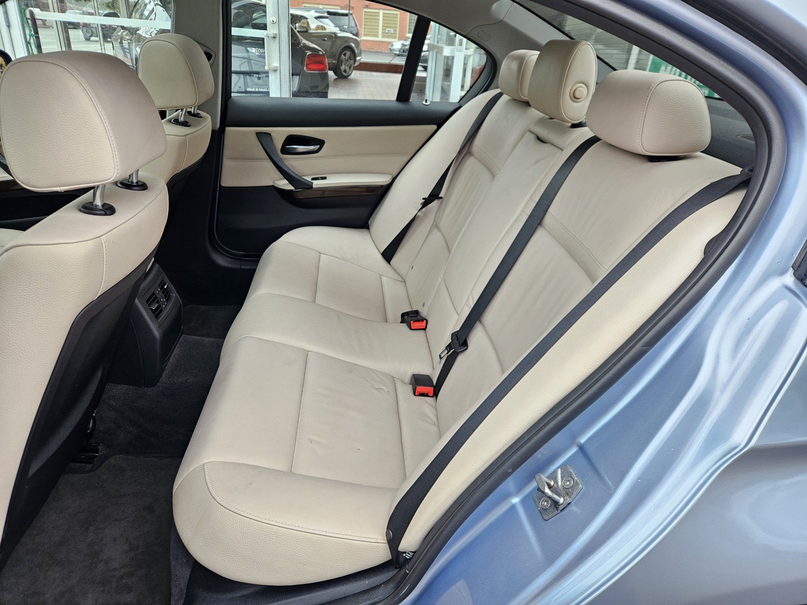 Used 2011 BMW 328i Sedan RWD image 4