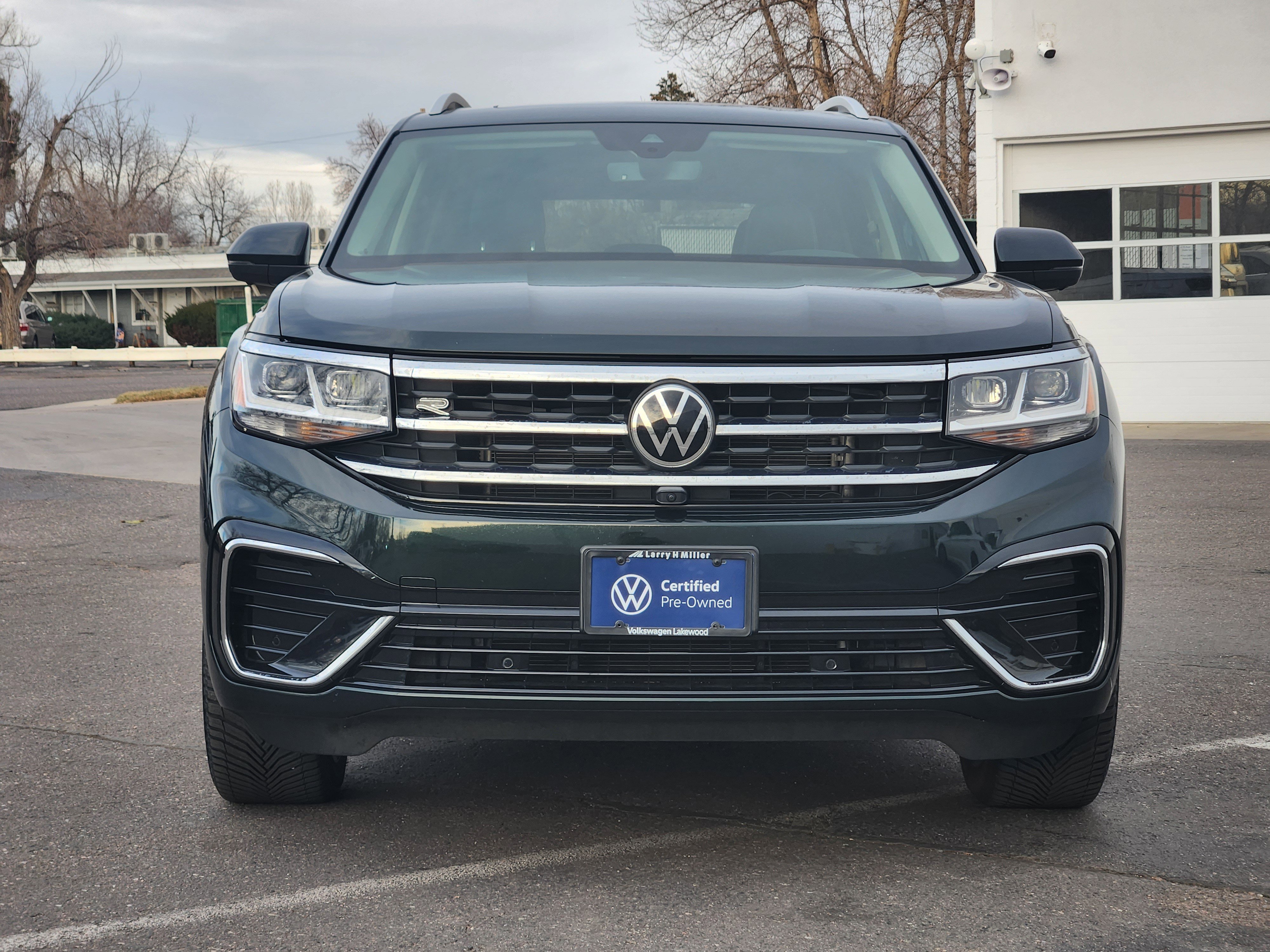 Certified 2022 Volkswagen Atlas SEL Premium image 9