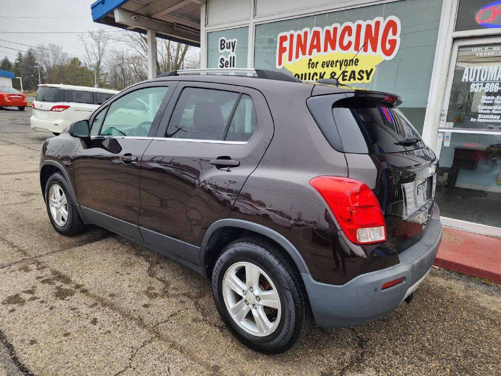 Used 2016 Chevrolet Trax LT w/ LT Convenience Package image 4