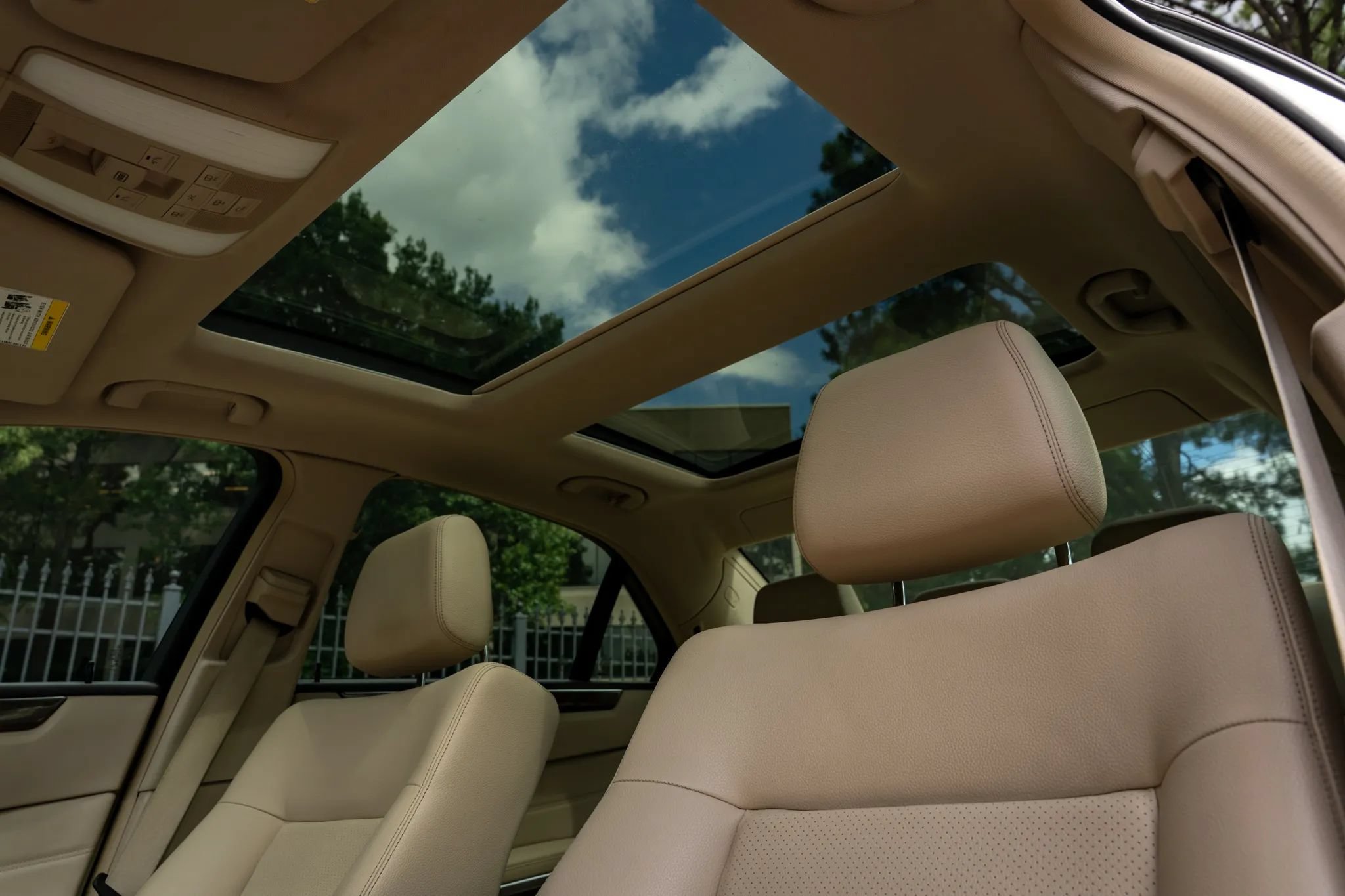 Used 2015 Mercedes-Benz E 350 4MATIC Sedan image 13