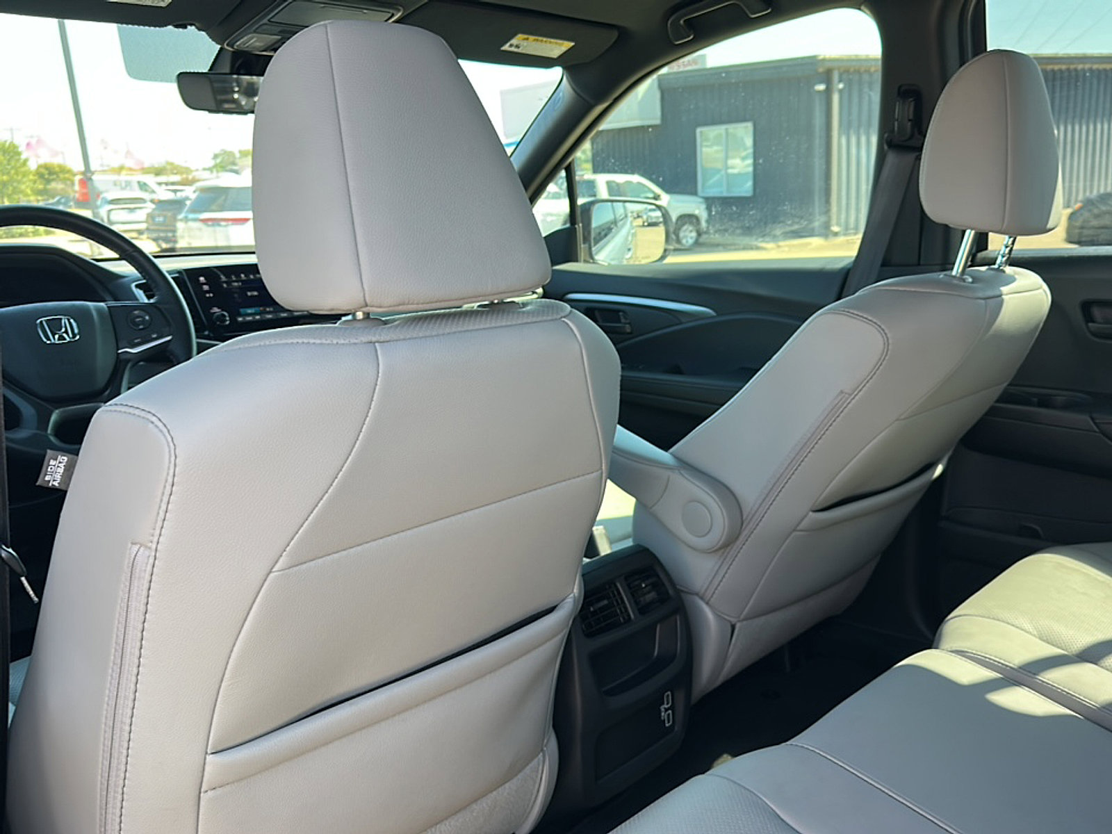 Used 2023 Honda Passport EX-L image 17