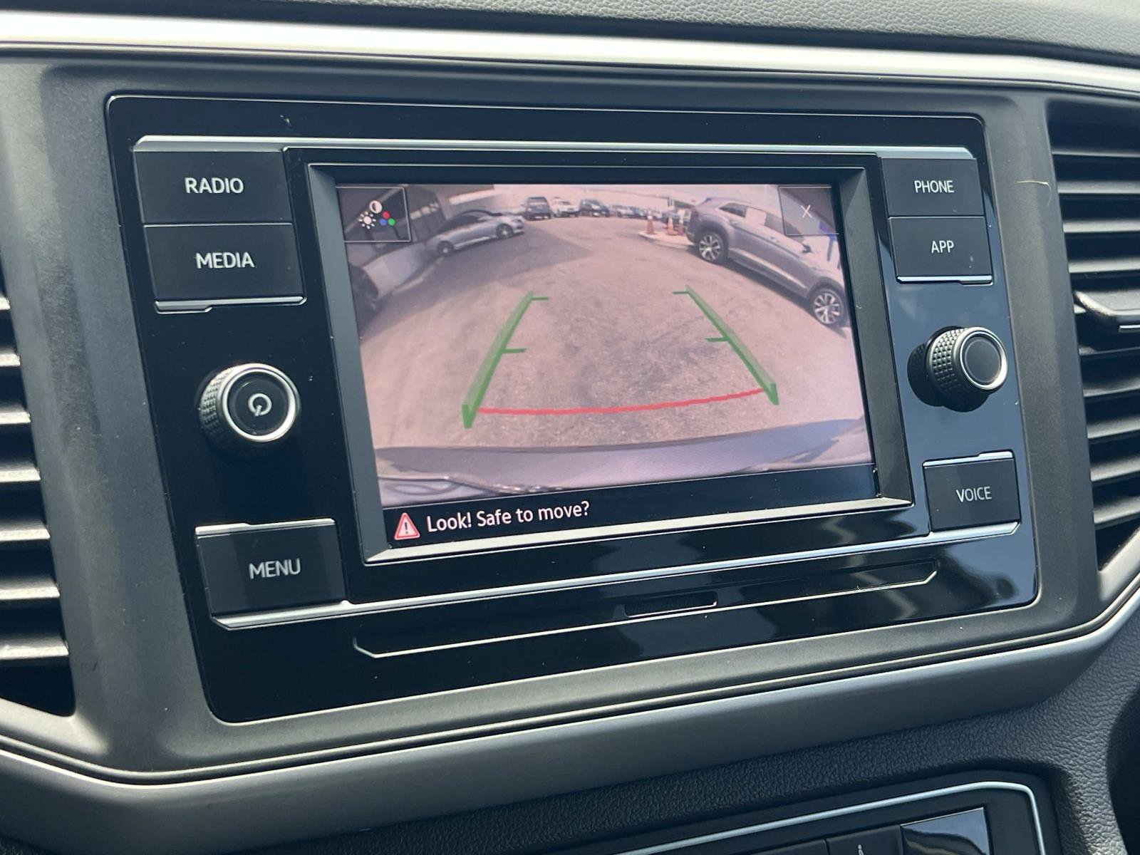 Certified 2022 Volkswagen Atlas SE AWD/4WD image 14