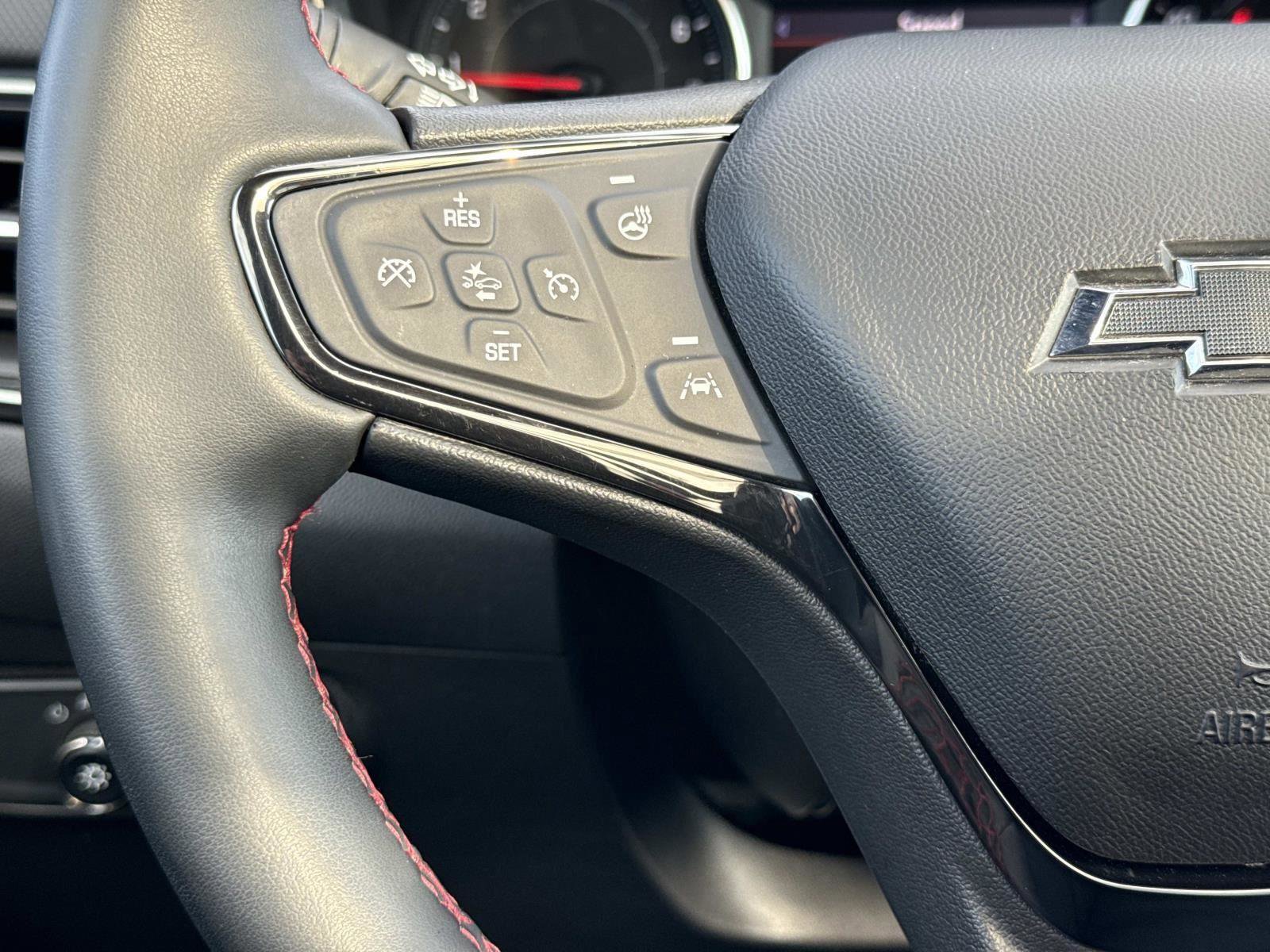 Used 2023 Chevrolet Equinox RS w/ RS Leather Package image 9