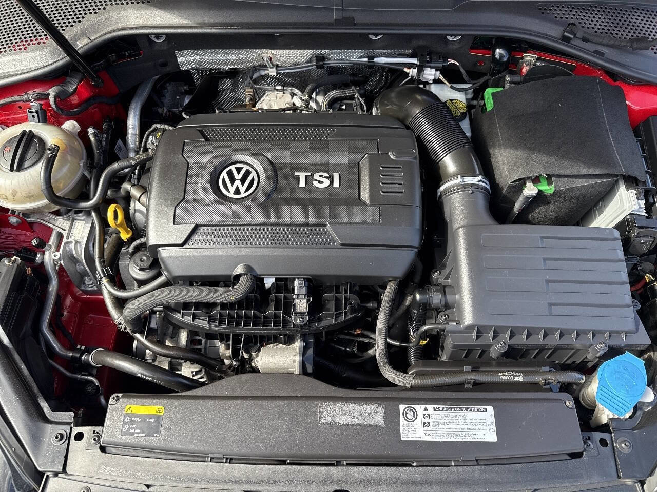 Used 2015 Volkswagen Golf 4-Door image 14