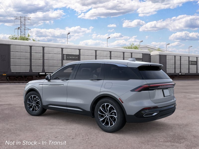 New 2026 Lincoln Nautilus Premier AWD/4WD image 4