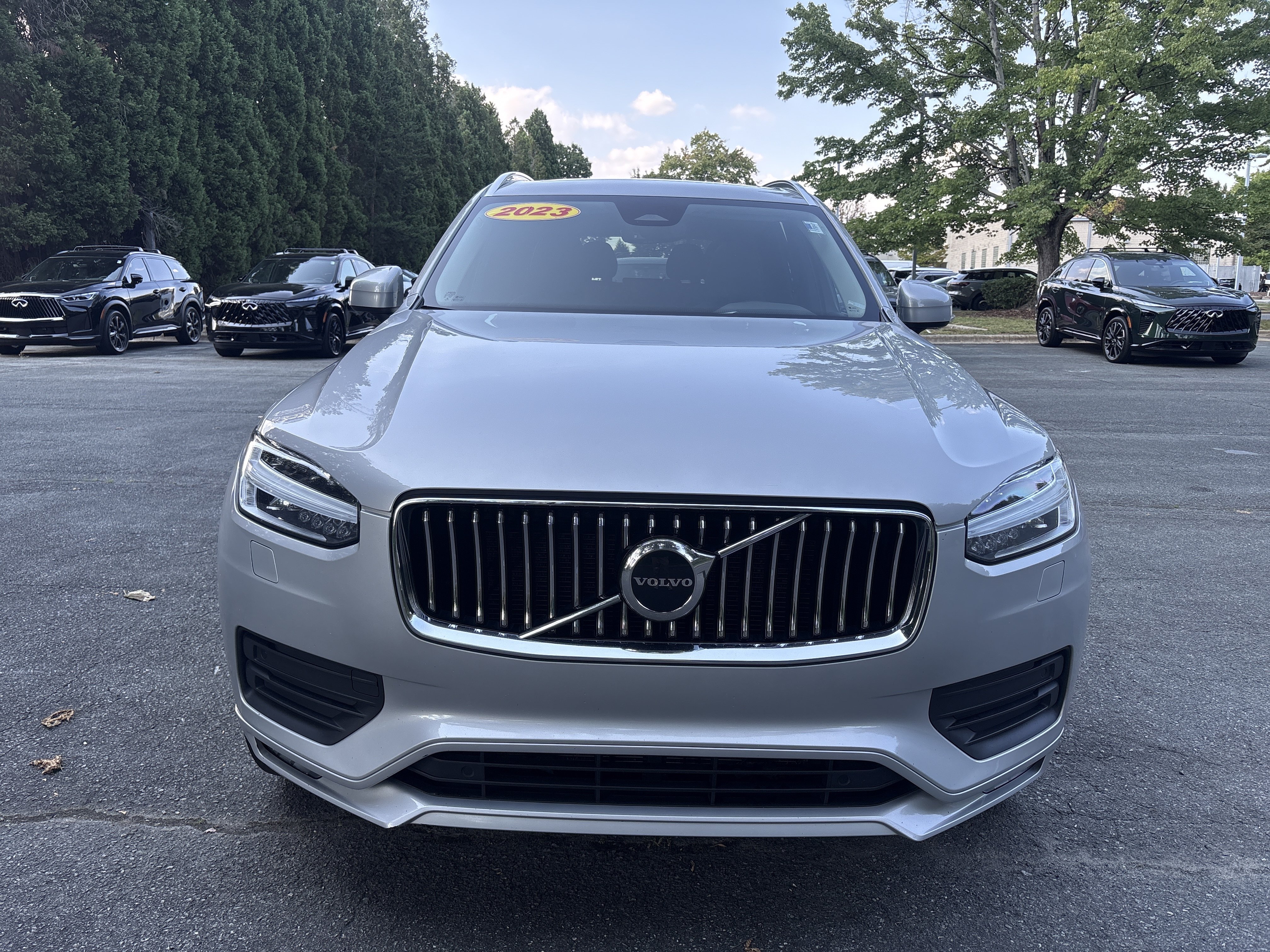 Used 2023 Volvo XC90 B5 Core w/ Protection Package Premier AWD/4WD image 2