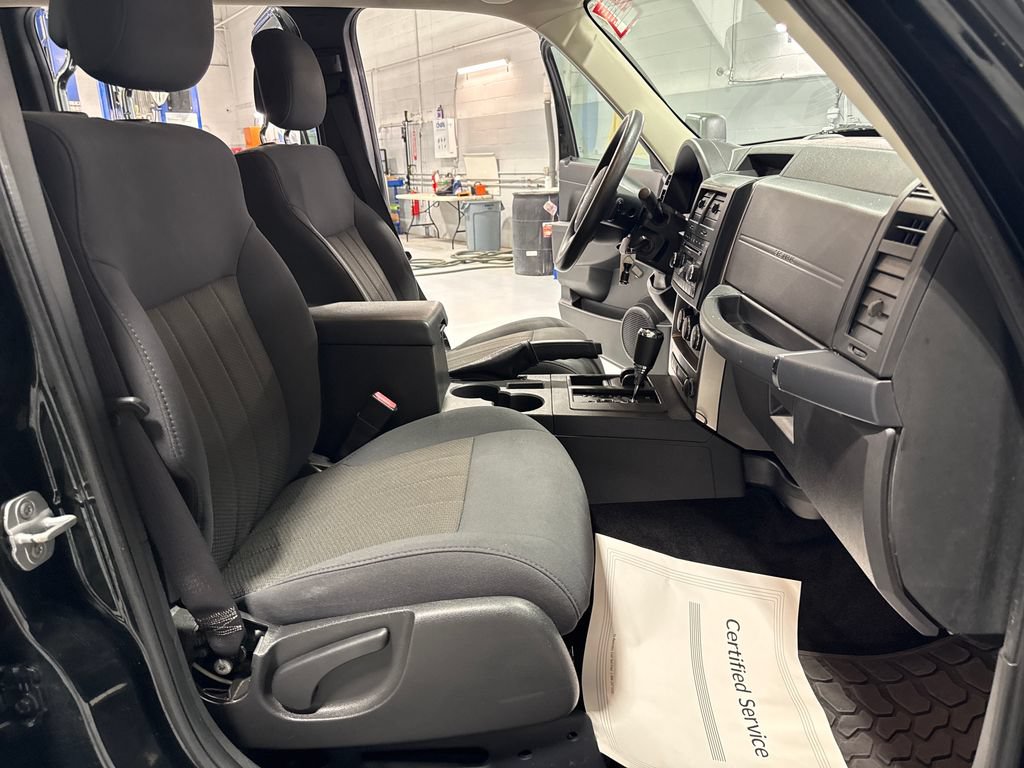 Used 2012 Jeep Liberty Sport AWD/4WD image 29