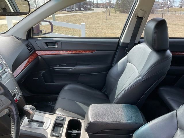 Used 2011 Subaru Legacy 2.5i Limited w/ Appearance Package 1E image 13