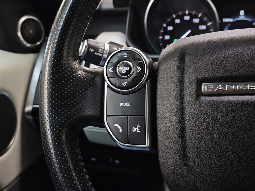 Used 2016 Land Rover Range Rover Sport HSE image 32