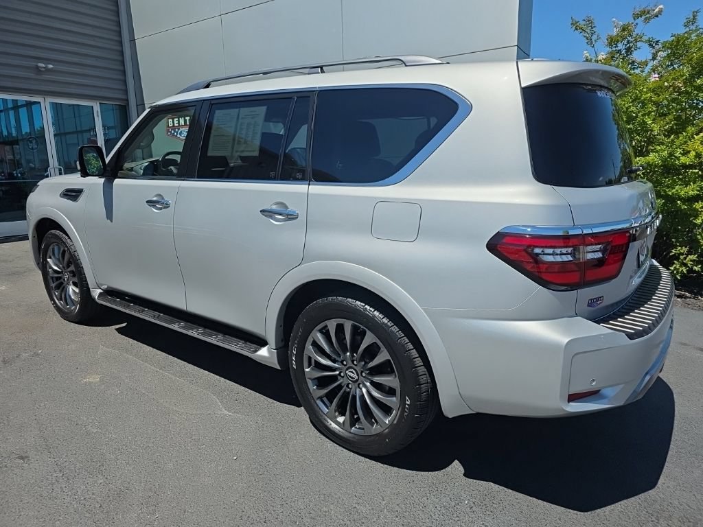 Used 2023 Nissan Armada Platinum w/ Captain's Chairs Package AWD/4WD image 9