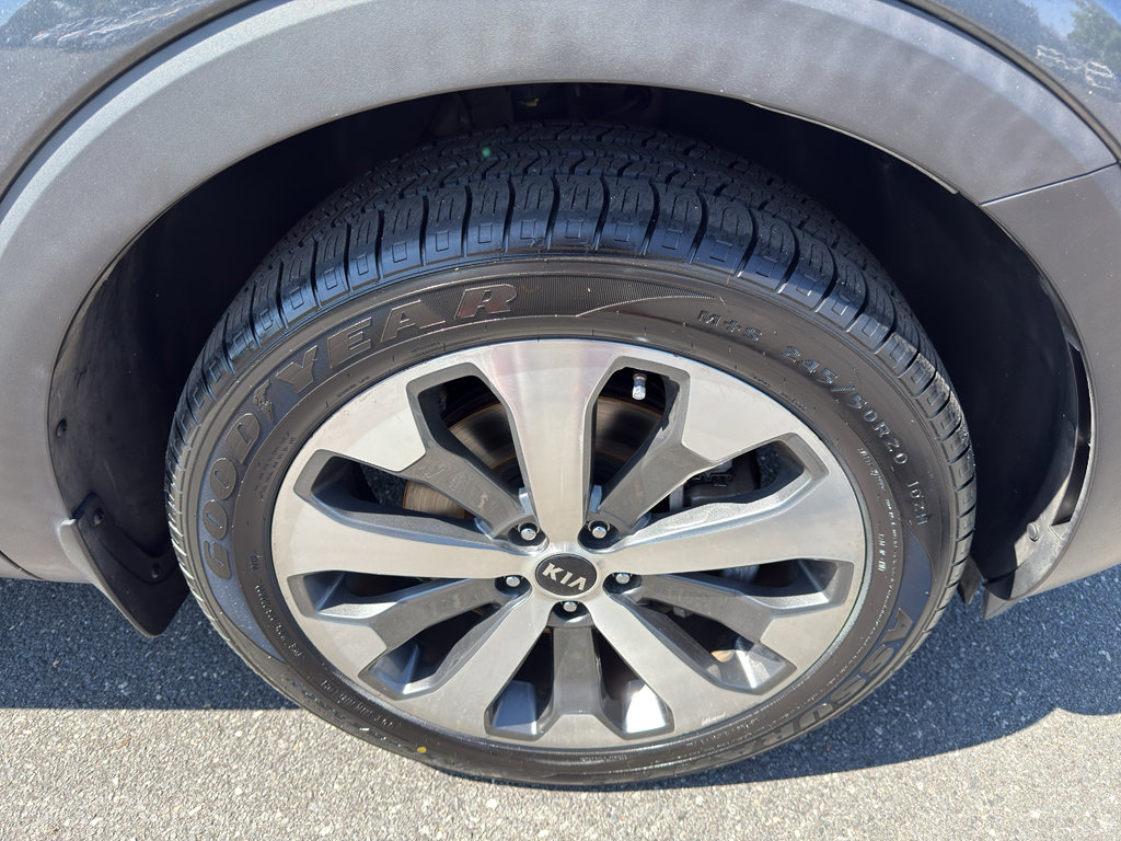 Used 2021 Kia Telluride S image 38