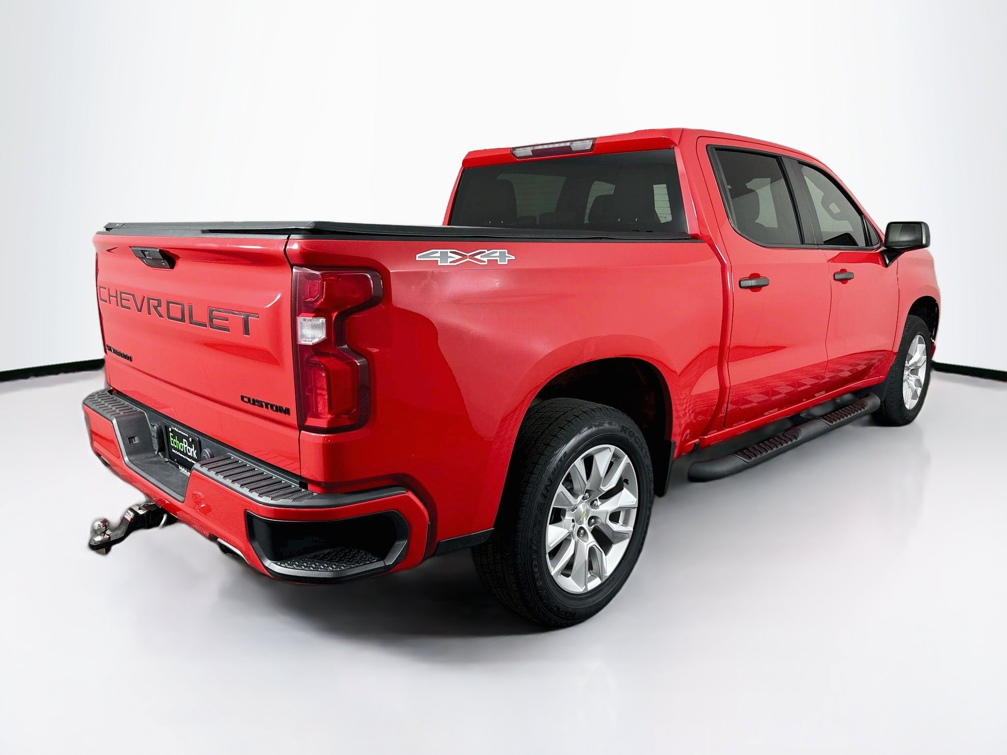 Used 2020 Chevrolet Silverado 1500 Custom w/ Custom Value Package AWD/4WD image 9