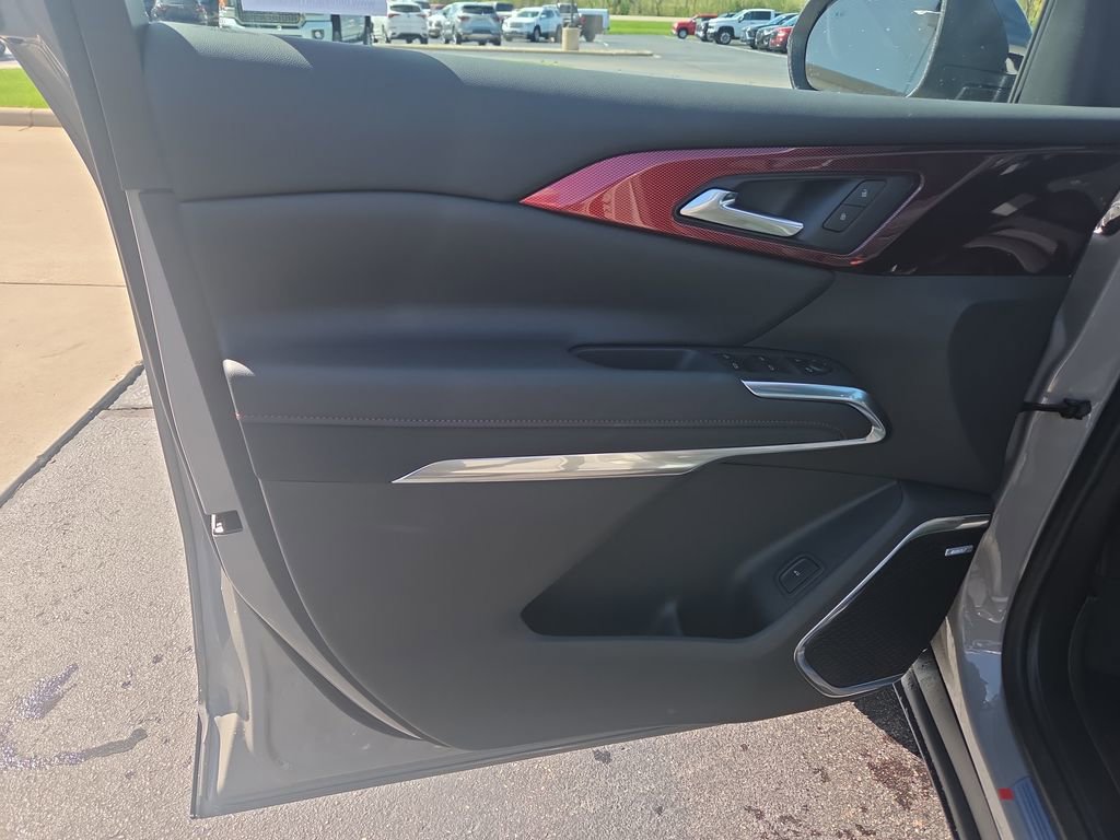 New 2026 Chevrolet Traverse Z71 AWD/4WD image 25
