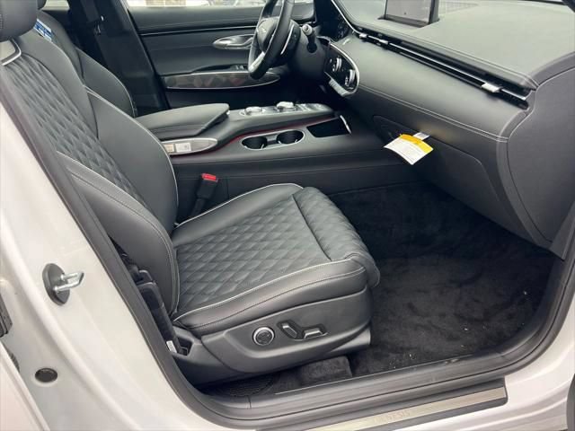 New 2025 Genesis GV70 3.5T Sport w/ Sport Advanced Package AWD/4WD image 13
