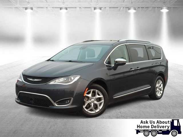 Used 2020 Chrysler Pacifica Limited w/ Advanced Safetytec Group