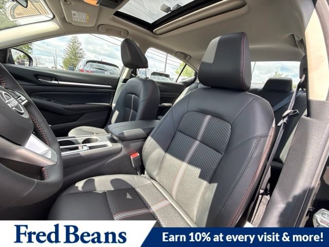 New 2026 Nissan Altima 2.5 SR w/ SR Midnight Edition Package FWD image 22